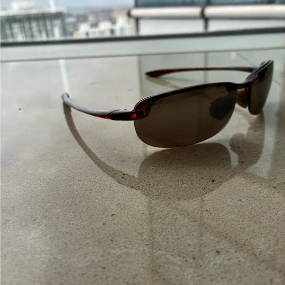 Maui Jim Sunglasses made in japan - Picture 8 of 14